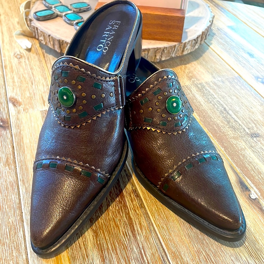 FRANCO SARTO western emerald leather slides, so much fun! Size 6.5